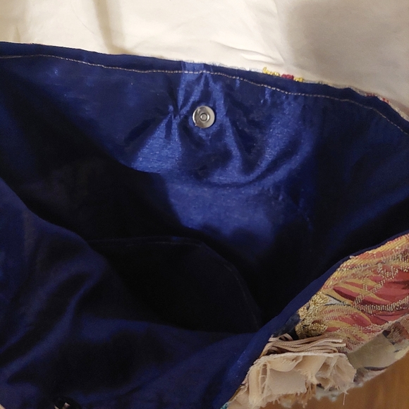 Large Hand Crafted Tapestry Fringe Purse Boho Crossbody Bag Upcycled - Picture 5 of 5